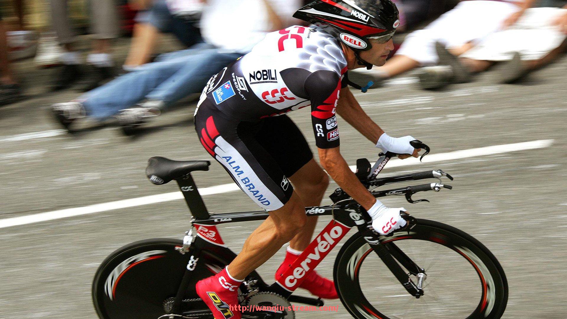 玩球直播-常见健身器材分类及其作用图文解析